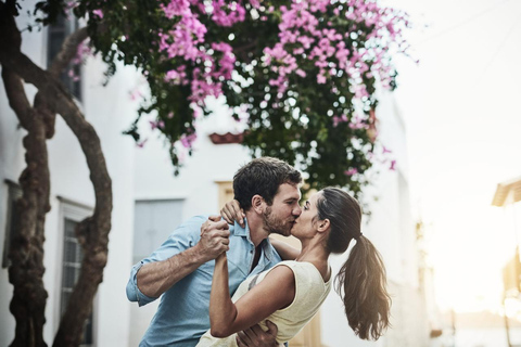 Heraklion: Private Photoshoot in Old Town and Harbour Ultimate: 50 photos + cinematic video reel | 90 mins