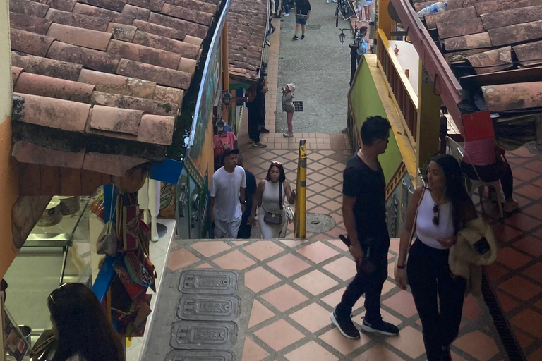From Medellín: Guatapé and San Rafael 2-Day Adventure