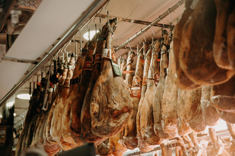 Madrid: Tour gastronomico a piedi e visita al mercato