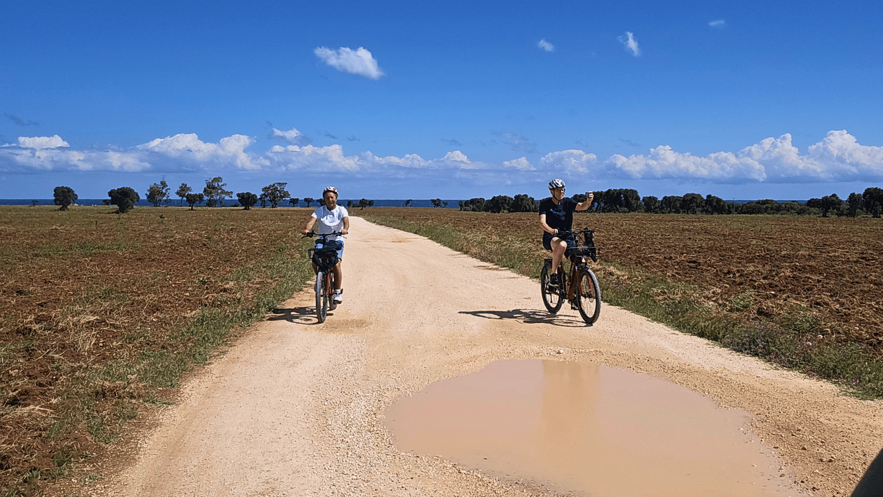Ostuni: E-Bike-Tour an der Küste mit Blick aufs Meer