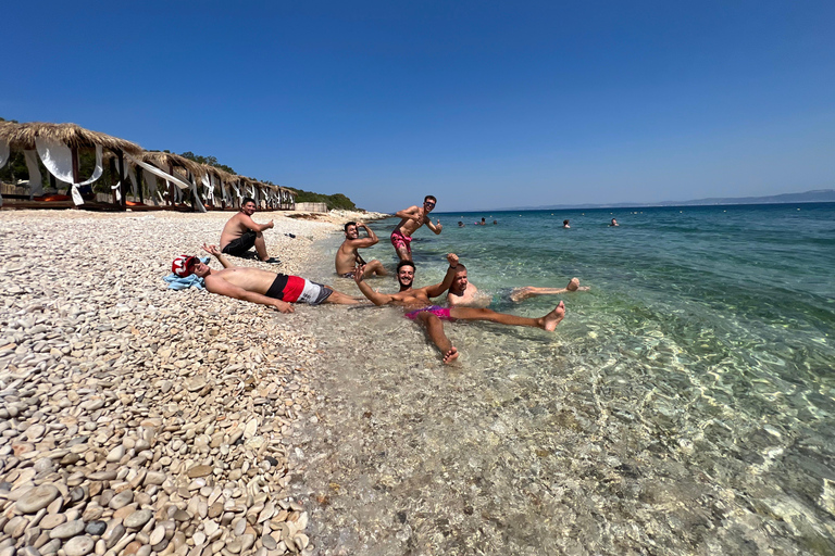 Clare: Excursión en lancha rápida por la isla de Sazan y Karaburun y buceo con tuboVerano 2026 KZ