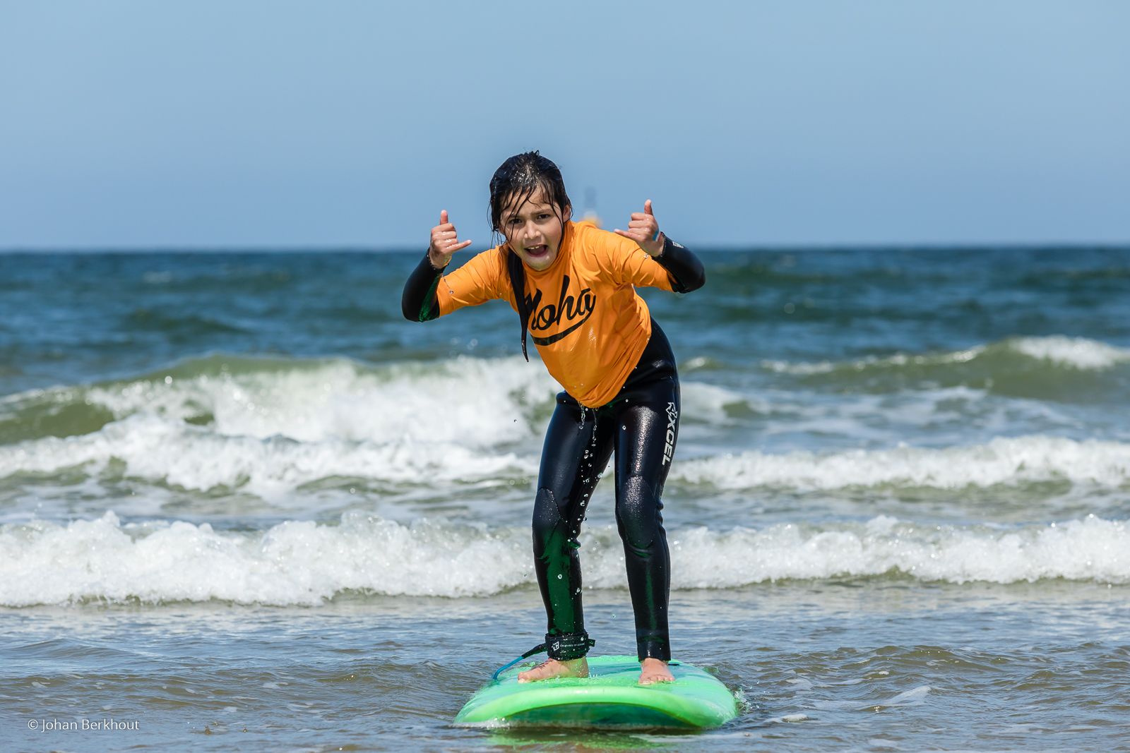 Scheveningen Beach: 1,5-stündiges Surferlebnis für Kinder
