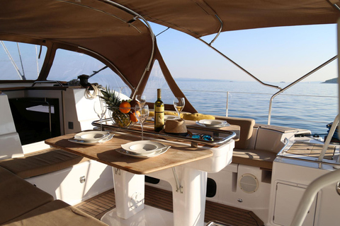 Palma de Mallorca: 4-Hour Sailing Trip with Swim Stop, SUP & Tapas