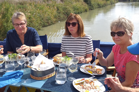 Private gourmet cruise on the Canal du Midi Private gourmet day cruise on the Canal du Midi