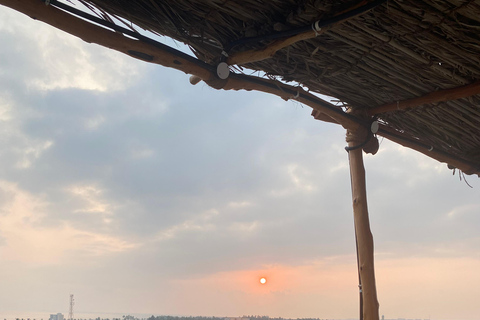 Salalah: Taqah Night Tour with Castle & Mosque Views