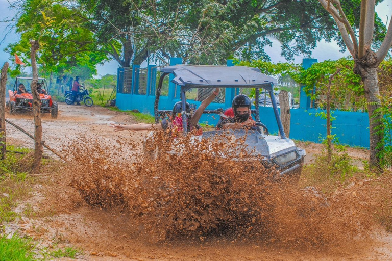 O BUGGY SELVAGEM DE PUNTA CANA QUEBRA A TRILHA COM A PROTEÇÃO DE EXTRAMAS