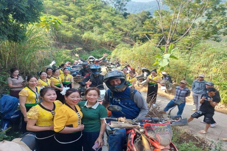 Hanoi: Mai Chau Valley Guided Tour with Lunch & Bike Ride