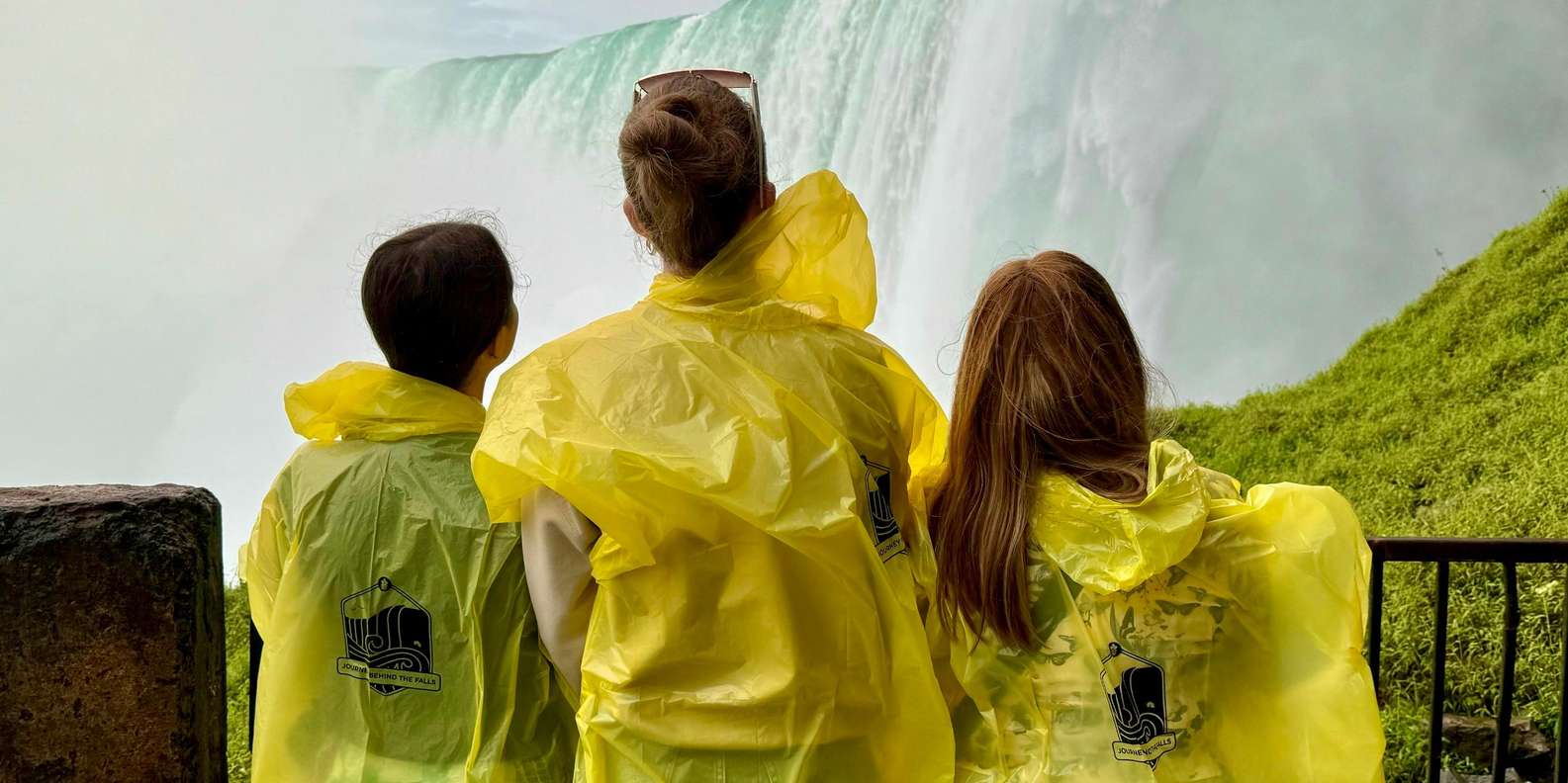 Toronto: Niagara Falls Day Tour + Boat & Behind Falls Entry — gallery image 5