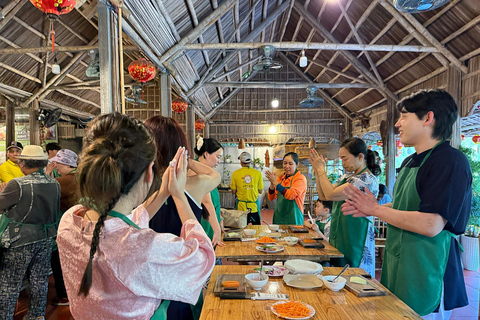 Da Nang: 4-Day Triple Tour with Meals and Transfers