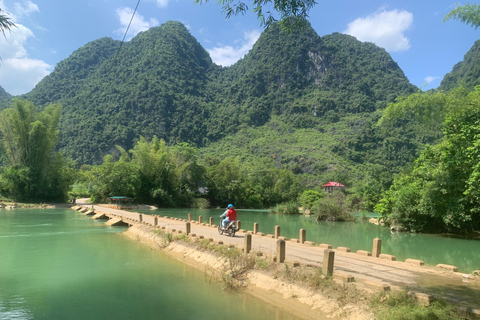 Depuis Hanoi : Chute d&#039;eau de Ban Gioc 1 jour avec guide de la région