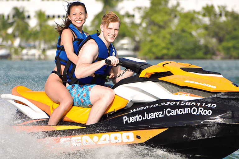 Cancún : balade WaveRunnerCancún : tour WaveRunner de 60 minutes