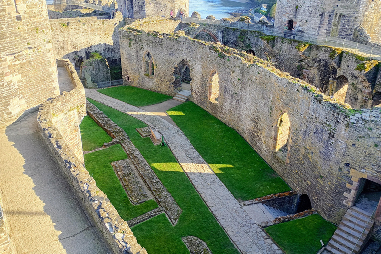 Conwy: *Conwy Castle Walking Tour with Optional Wall Walk.