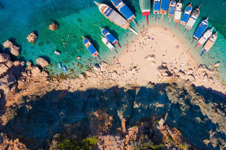 Von Antalya oder Side: Suluada Insel Bootsfahrt mit MittagessenReise von Side