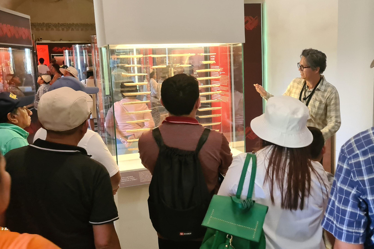 Oaxaca City: Walking tour with local product tasting