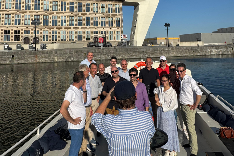 Antwerp: Private Harbor Cruise with Aperitif near the MAS XL Antwerp: Private Harbor Cruise with Aperitif near the MAS