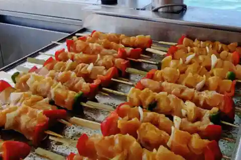 Le Grau-du-Roi: Grilled meat, cocktail & Sunset Cruise