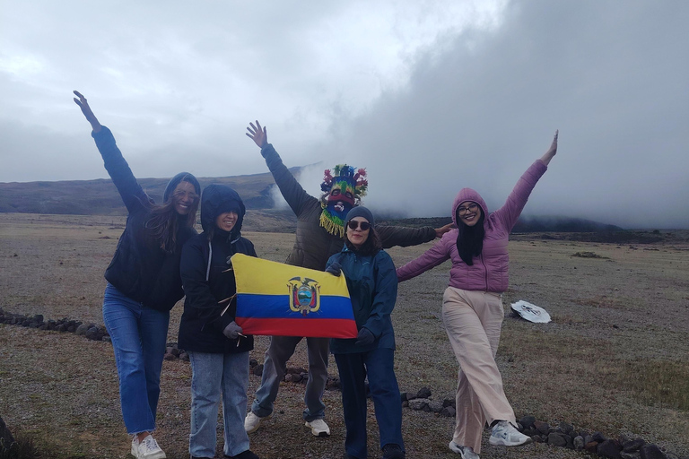 Quito: Cotopaxi – Climb to the hut and hike around Limpiopungo Lagoon
