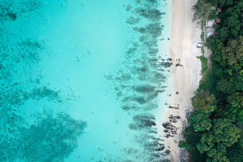 Phuket : excursion en hors-bord aux îles Racha et Coral avec déjeunerOption de lieu de rendez-vous