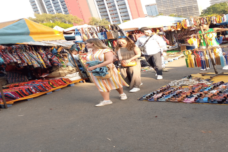 (Nairobi) Souvenirshopping och historisk halvdagsutflykt