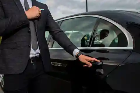 Porto: Private Transfer to Aveiro