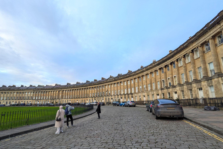 London: Tagestour nach Stonehenge und Bath mit römischen BädernNur Transport