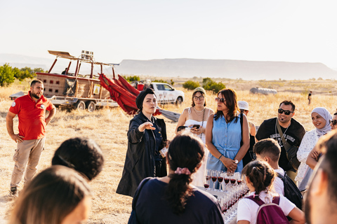 Cappadocia: Hot Air Balloon Trip in Goreme with Breakfast Cappadocia: Hot Air Balloon Trip with Breakfast and Drink