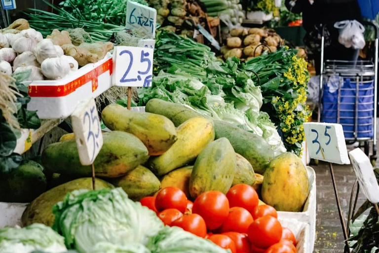 Guangzhou Local Life: Urban Village, Local Market & Old Town Guide for Spanish, French, Russian, Japanese, or Korean