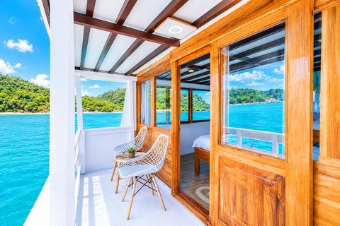 Labuan Bajo: 3-Day Komodo Sailing Ocean View Cabin All Fees Standard Boat | Sharing Room Ocean View | Tiket not Included