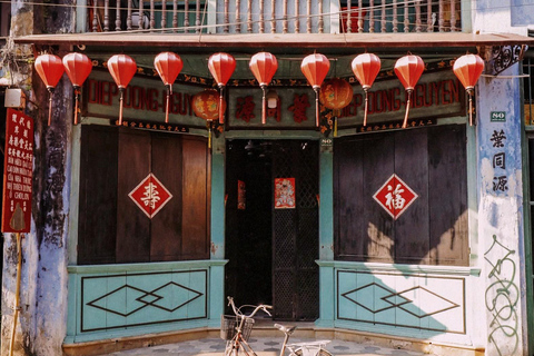 Hoi An Old Town Walking: Trader's Old House & Photo Spot