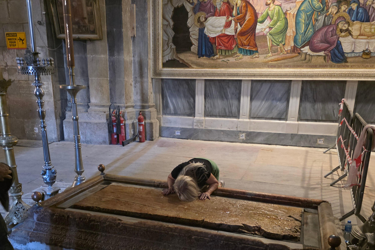 Jerusalem After Dark: Old City Sunset Walking Tour & Wine