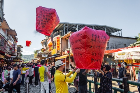 From Taipei: Shifen, Jiufen, and Yehliu Guided Day Trip Shared Tour