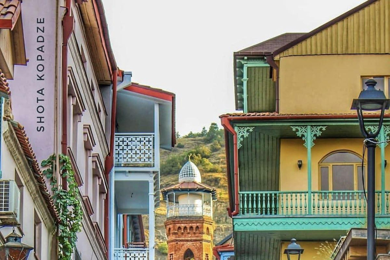 Old Tbilisi for Solo Travelers: Walk, Discover, Connect