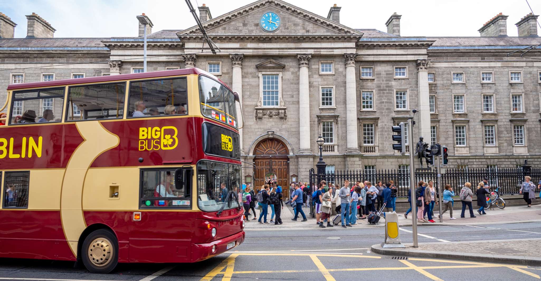Dublin: Jameson Whiskey Distillery & Hop-on Hop-off Bus Tour