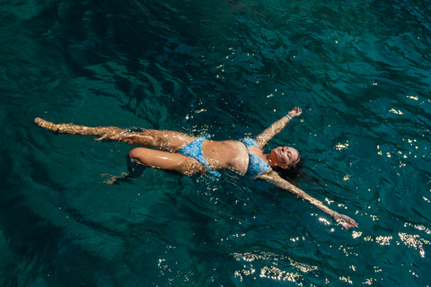 Sorrento: Capri Boat Tour with Drinks - Under 30 Experience Tour in English and Italian