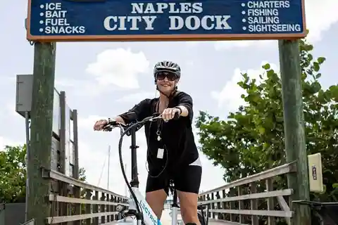 Naples: Guided eBike Tour