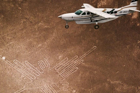 LIMA||Escursione di un giorno intero alle Linee di Nazca+Oasi di Huacachina