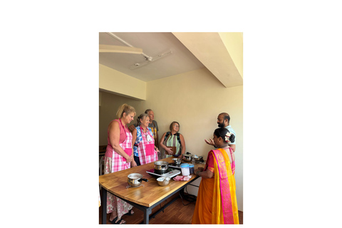 Mumbai: Maharashtrian Cooking Class & Cultural Delights