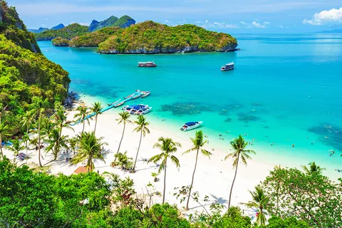Angthong Marine Park - Cruise Ship Tours Koh Samui