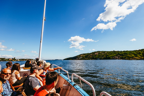 Stockholm: City Archipelago Sightseeing Cruise with Guide 1.5-Hour Archipelago Cruise