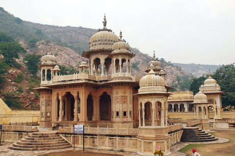 Verken de Forten van Jaipur: Amber, Jaigarh &amp; Nahargarh met zonsondergangDagvullende tour met gids door de forten van Jaipur