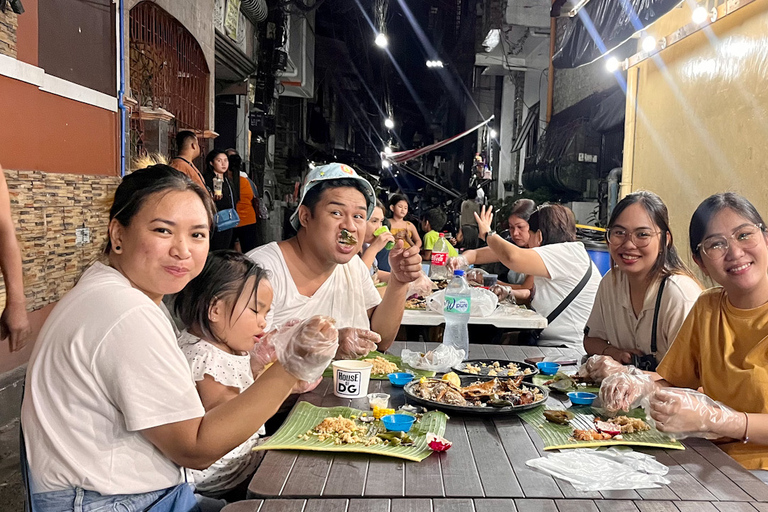 Prueba la comida callejera filipina (Street food tour) en Manila