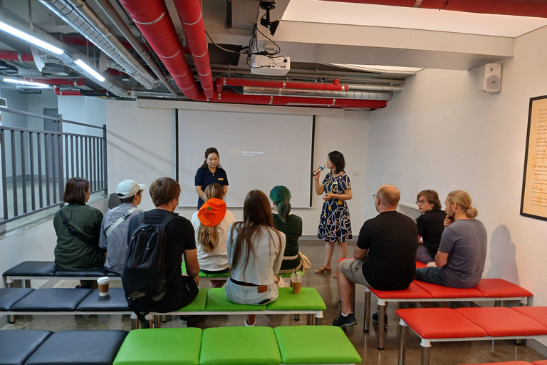 Meeting a North Korean Defector & North Korean Border