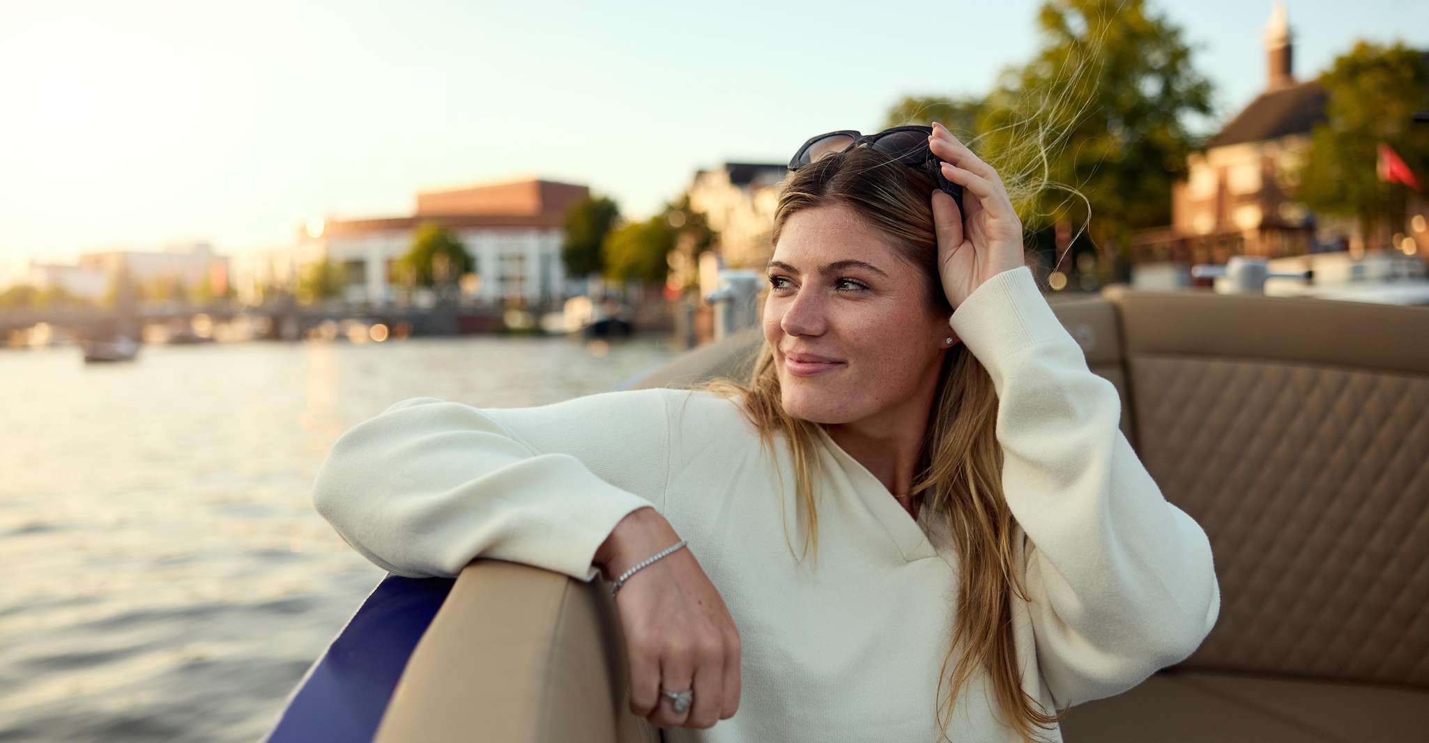 Amsterdam: Evening Candle Light Cruise With Wine & Cheese photo 9