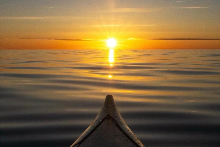 Muscat: Al Qurum Beach Sunset Kayaking Experience sunset kayak guided tour with snorkeling