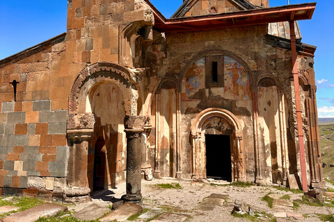 4-Day Lake Van, Kars, Ani, Doğubeyazıt and Mount Ararad Tour All-included option (pick up/drop off Istanbul hotels