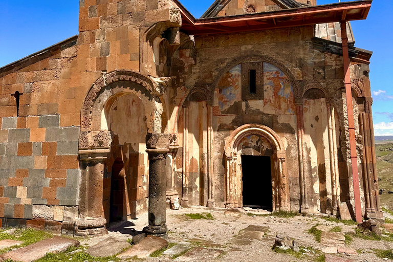 4-Day Lake Van, Kars, Ani, Doğubeyazıt and Mount Ararad Tour All-included option (pick up/drop off Istanbul hotels