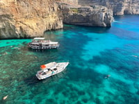 Malte, Comino, Blue Lagoon, Crystal Lagoon et Caves Cruise - Housity