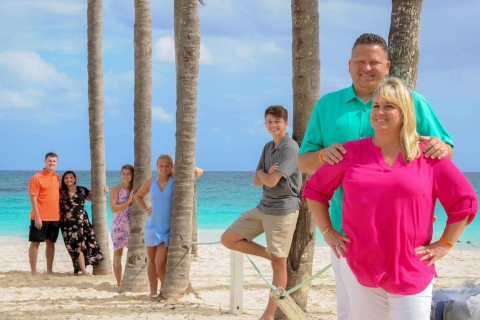 Punta Cana : Photoshoot sur une plage privée et tenues illimitées