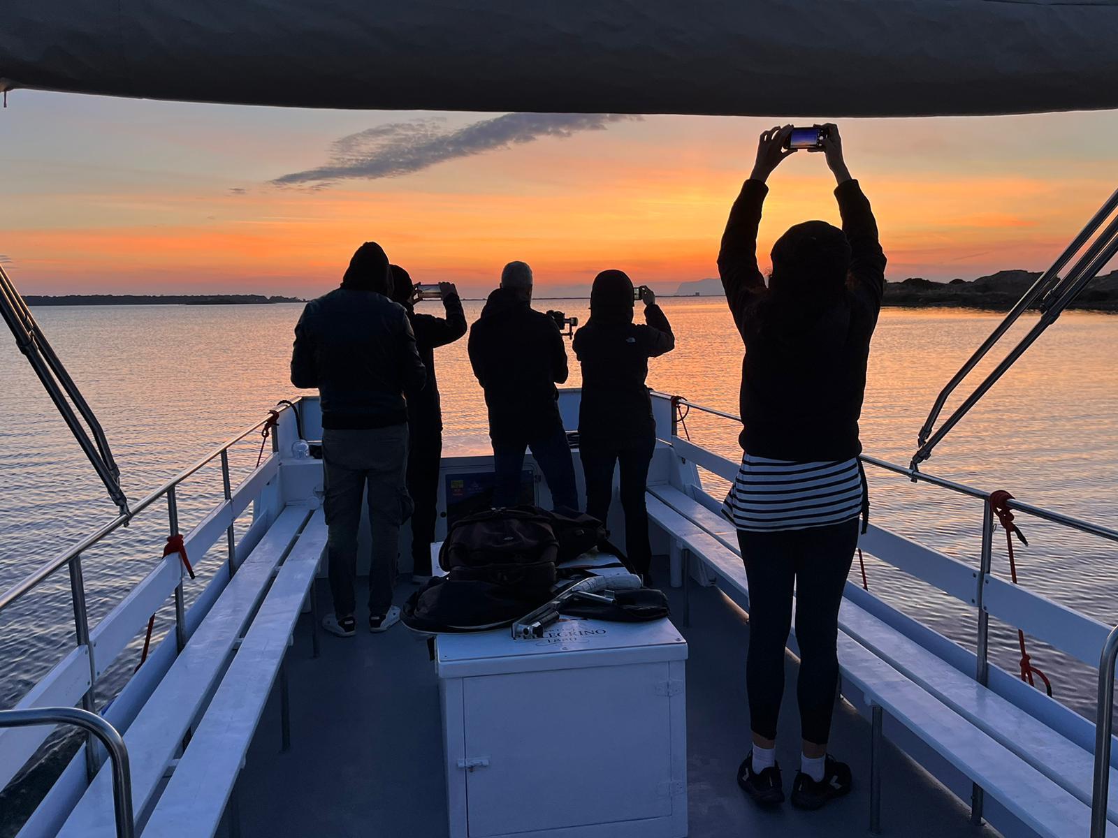 Marsala Gran Tour mit dem Boot bei Sonnenuntergang in der Lagune des Stagnone
