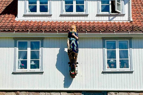 From Oslo: Drøbak and Oscarsborg Fortress Day Trip
